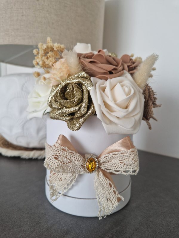 Box floral ronde (mélange aléatoire de fleurs)